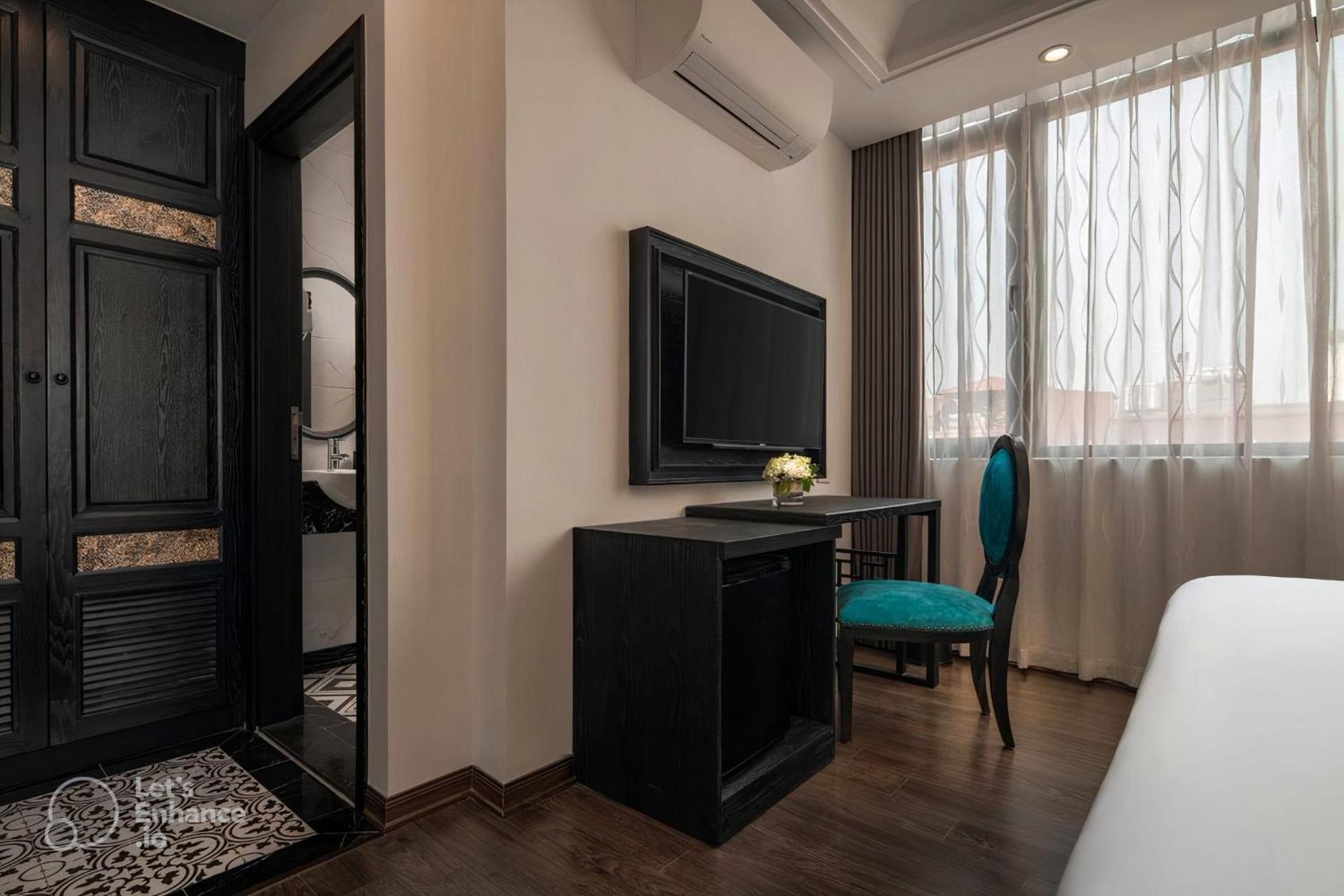 Deluxe Quadruple Room,1597912488:JPEG